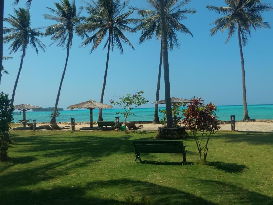 Ary'S Lagoon Bungalow & Hotel Karimunjawa Exteriér fotografie